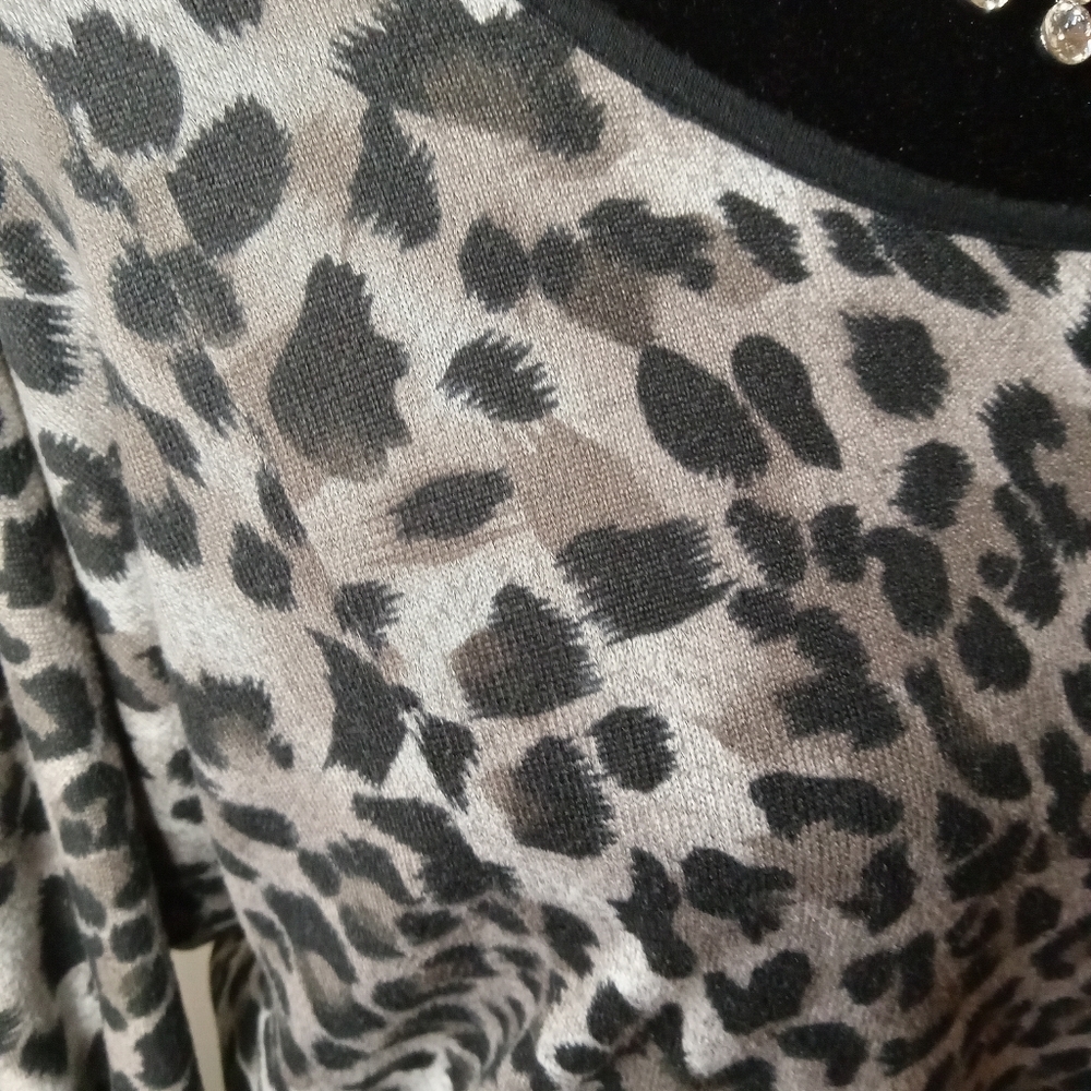Blouse - Picture 2 of 4